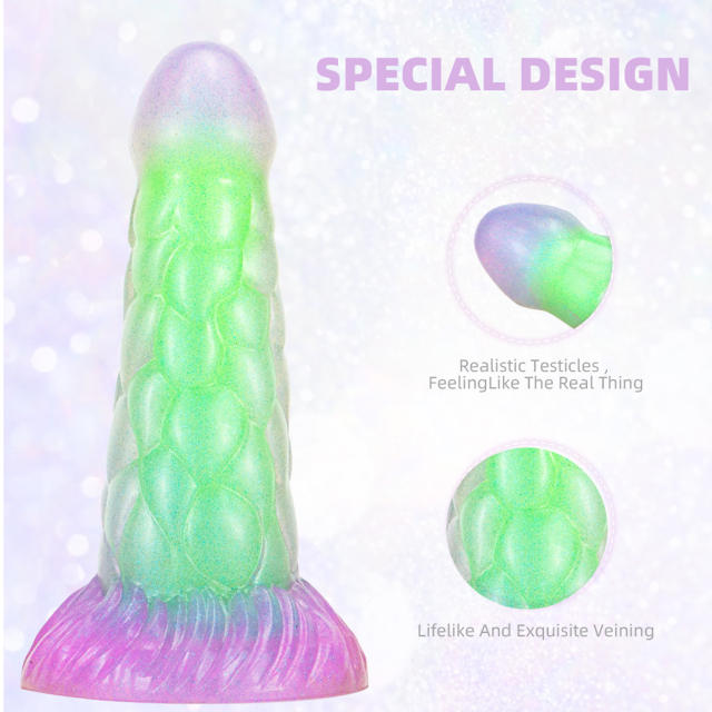 7.68 Inch Large Shaped Silicone Glow In The Dark Dildo